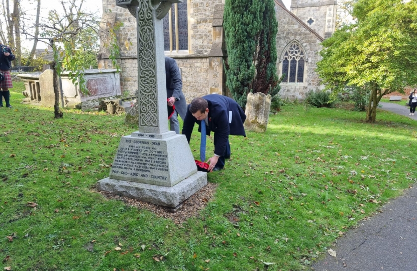 Louie laying wreath at North Cray