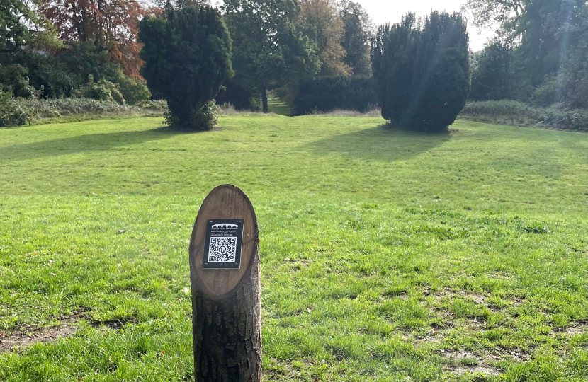 QR Code post at Footscray Meadows