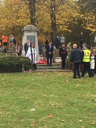 Louie laying a wreath in Sidcup