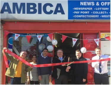 Louie French and Mayor opening Station Road Post Office